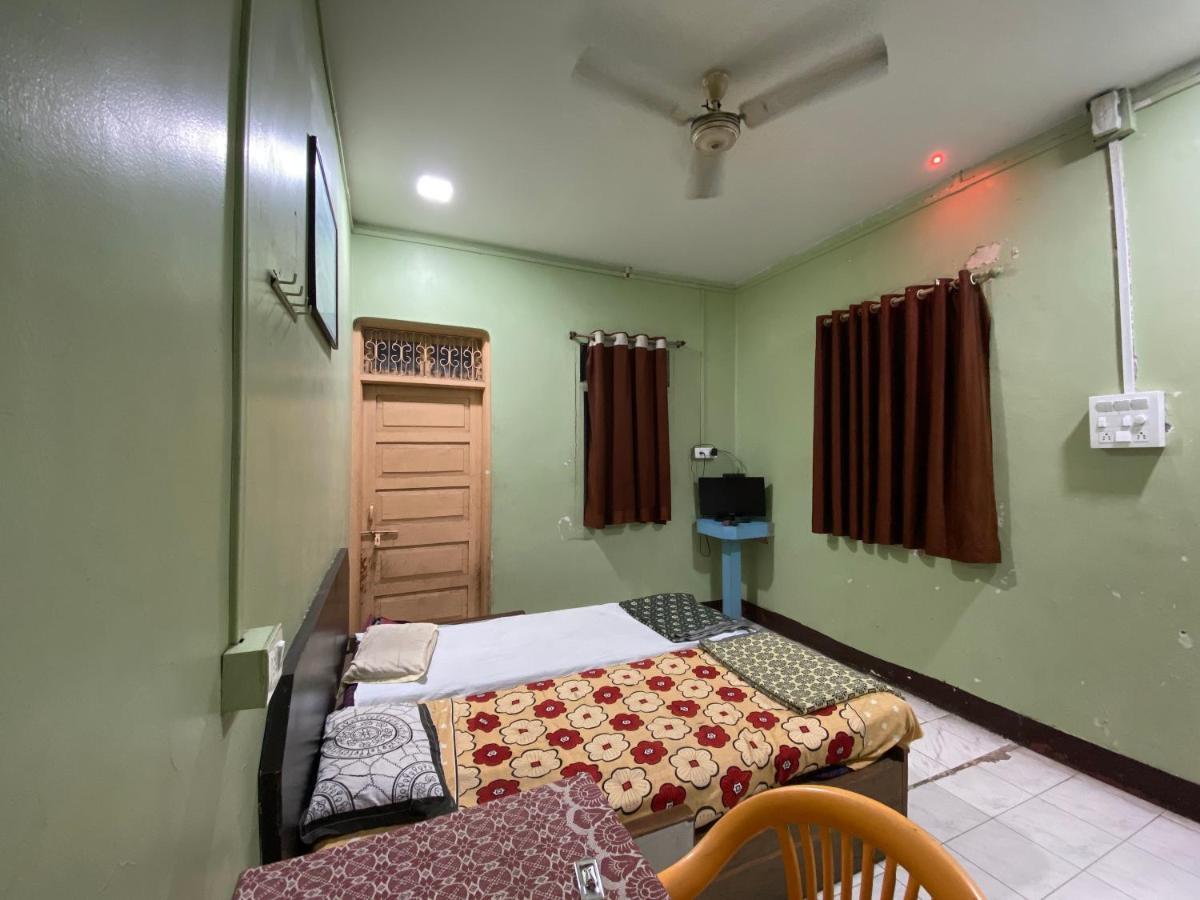 Muktai Lodge Sholapur Exterior foto